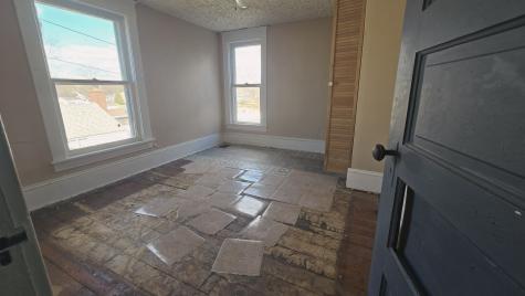 718 5TH Street Hoopeston IL 60942