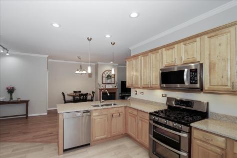 604 West Meadow Avenue Lombard IL 60148