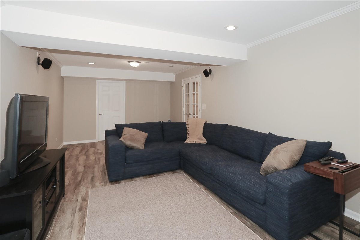 604 West Meadow Avenue Lombard IL 60148