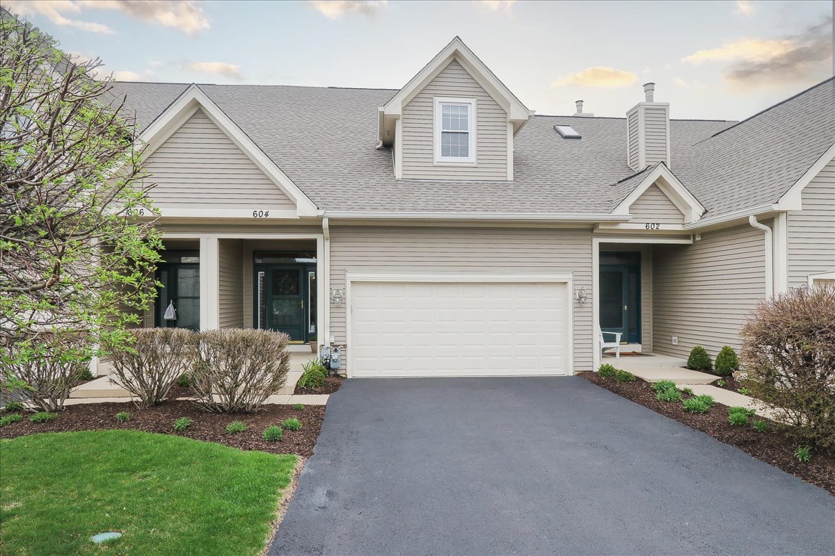 604 West Meadow Avenue Lombard IL 60148