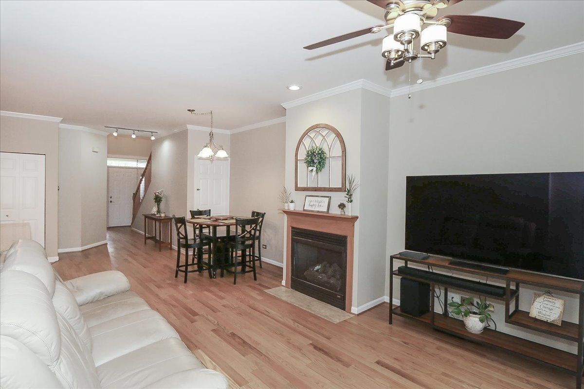 604 West Meadow Avenue Lombard IL 60148