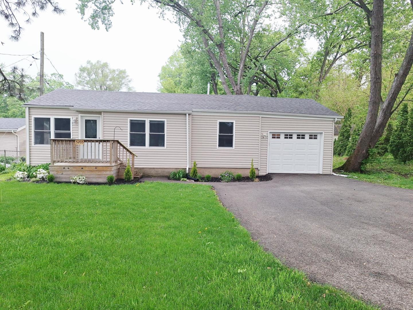 5205 North Lake Street Mchenry IL 60050