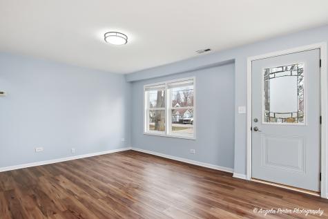 5205 North Lake Street Mchenry IL 60050