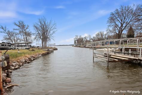 5205 North Lake Street Mchenry IL 60050