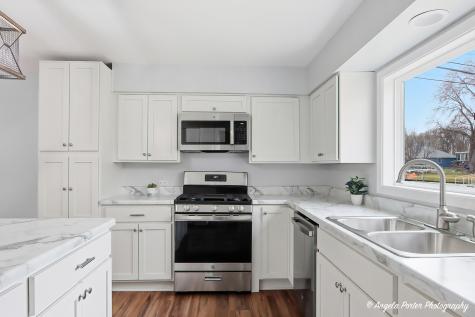 5205 North Lake Street Mchenry IL 60050