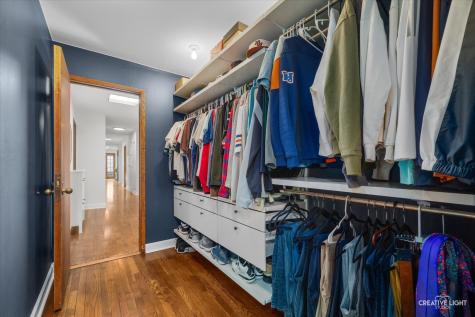 426 North Kingsway Drive Aurora IL 60506