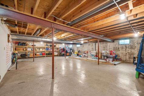 426 North Kingsway Drive Aurora IL 60506
