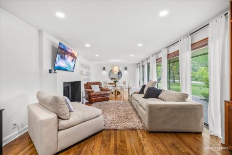 426 North Kingsway Drive Aurora IL 60506