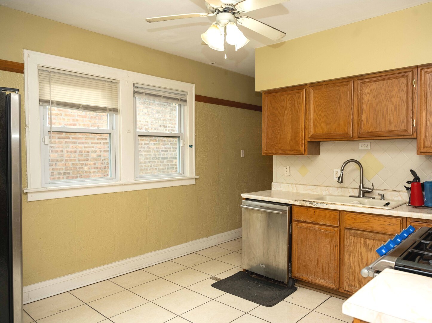 8623 South Cregier Avenue Chicago IL 60617