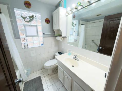8623 South Cregier Avenue Chicago IL 60617