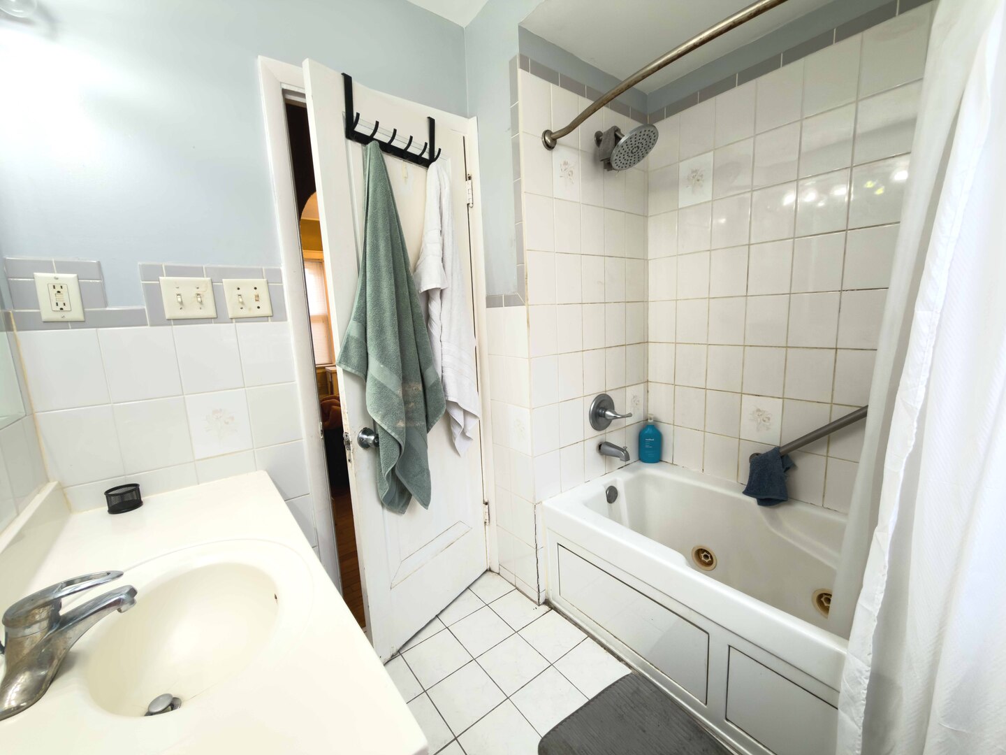 8623 South Cregier Avenue Chicago IL 60617