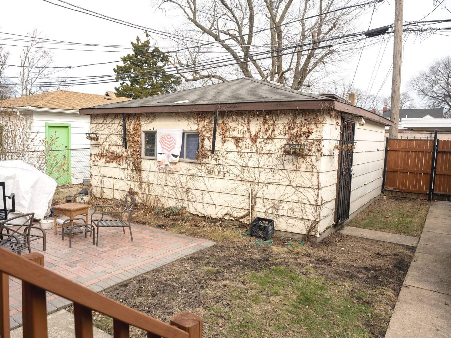 8623 South Cregier Avenue Chicago IL 60617