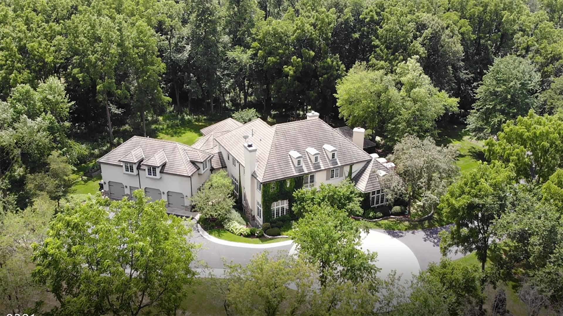 6N161 Surrey Road Wayne IL 60184