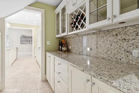 6N161 Surrey Road Wayne IL 60184