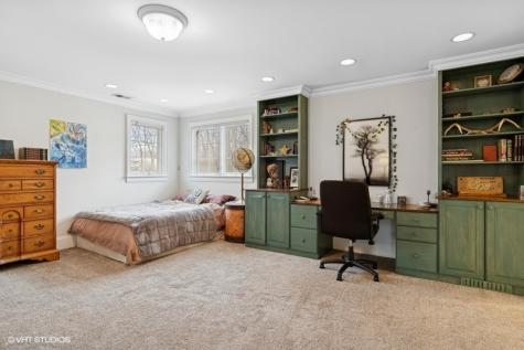 6N161 Surrey Road Wayne IL 60184