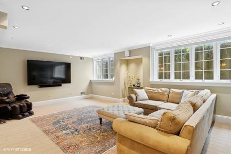 6N161 Surrey Road Wayne IL 60184