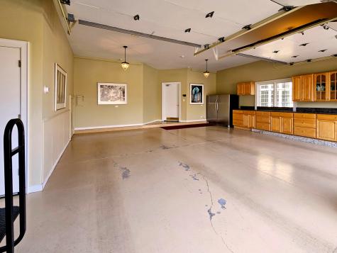 6N161 Surrey Road Wayne IL 60184