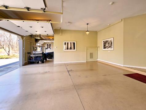 6N161 Surrey Road Wayne IL 60184
