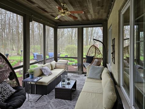 6N161 Surrey Road Wayne IL 60184