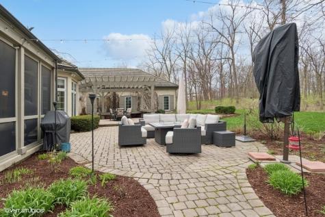 6N161 Surrey Road Wayne IL 60184