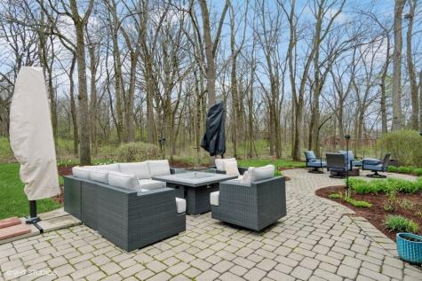 6N161 Surrey Road Wayne IL 60184