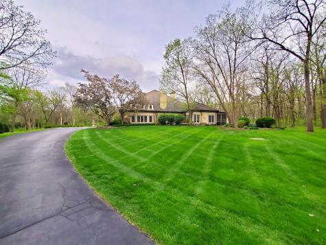 6N161 Surrey Road Wayne IL 60184