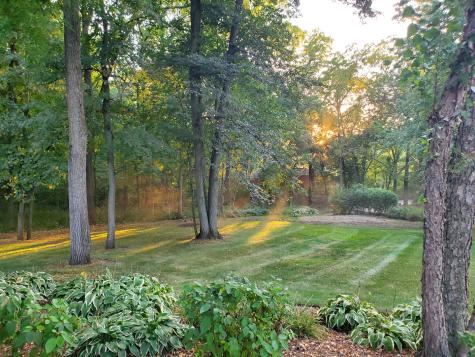 6N161 Surrey Road Wayne IL 60184