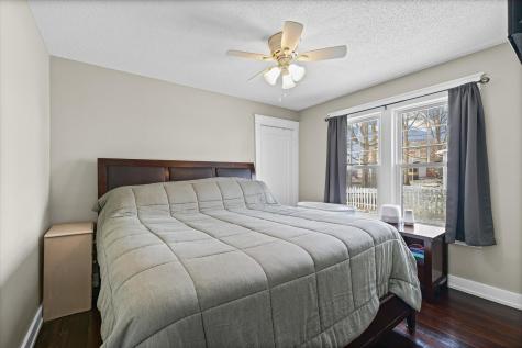 107 East Dunbar Street Mahomet IL 61853