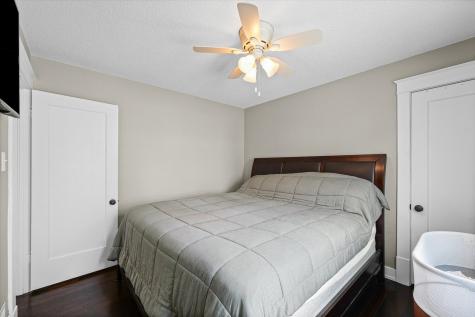 107 East Dunbar Street Mahomet IL 61853