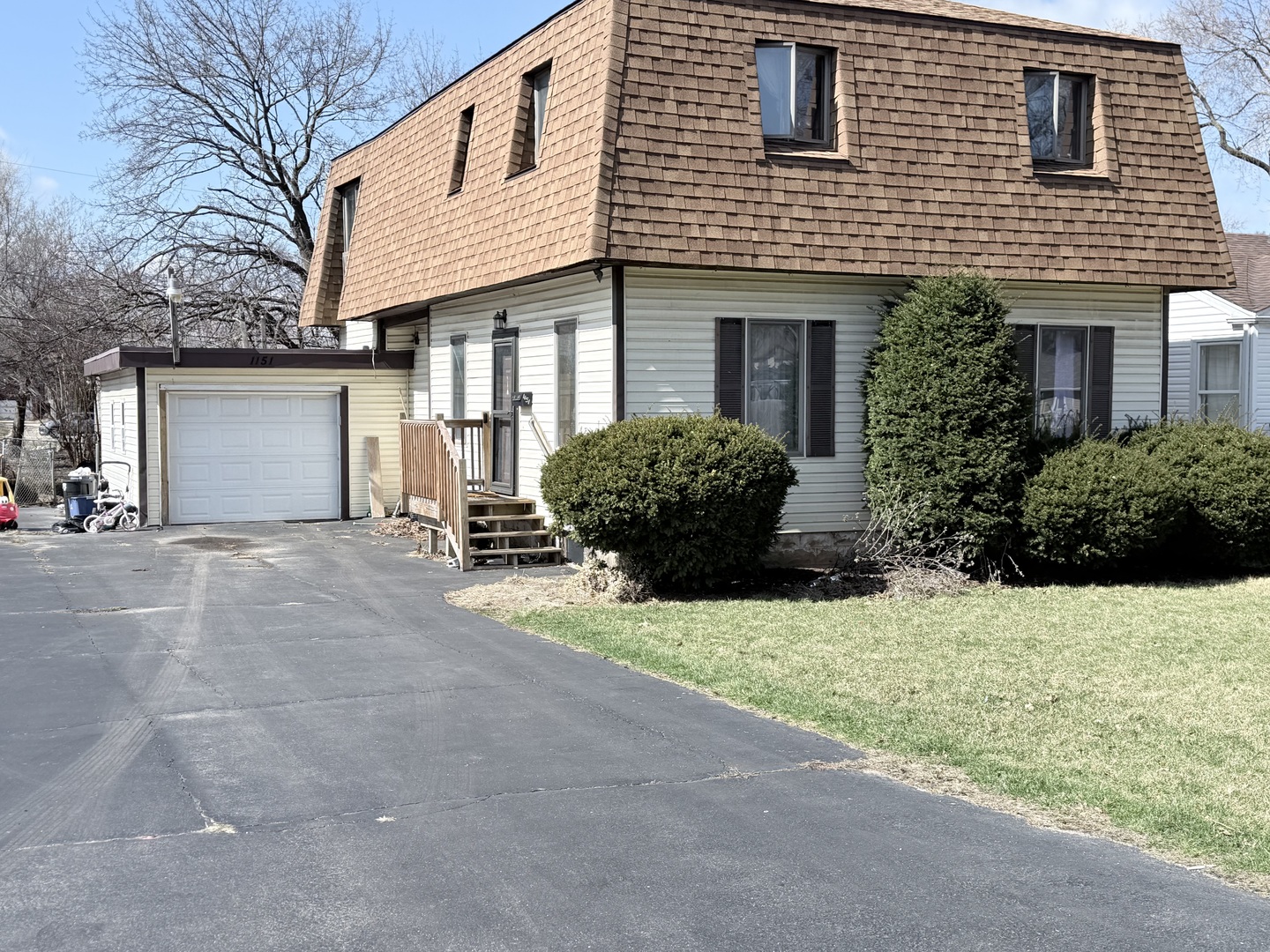 1151 Gates Street Aurora IL 60505