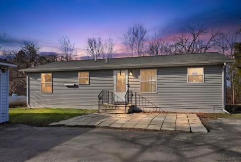 23007 Lovell Road Sycamore IL 60178