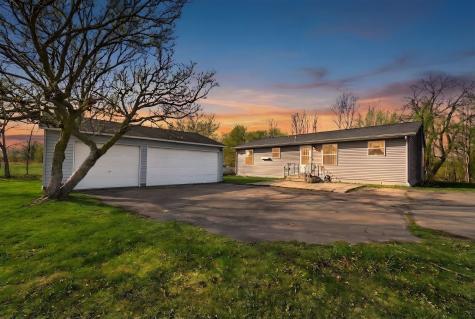 23007 Lovell Road Sycamore IL 60178