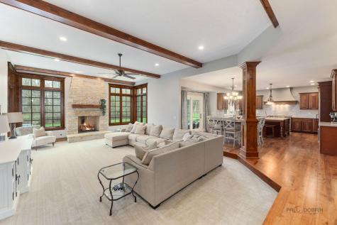 37W209 Deer Pond Court St. Charles IL 60175