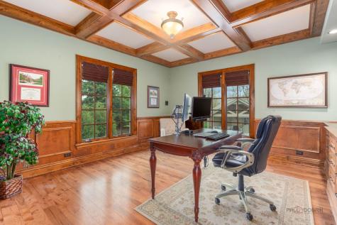 37W209 Deer Pond Court St. Charles IL 60175
