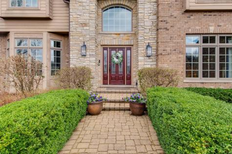 37W209 Deer Pond Court St. Charles IL 60175