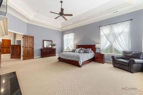37W209 Deer Pond Court St. Charles IL 60175
