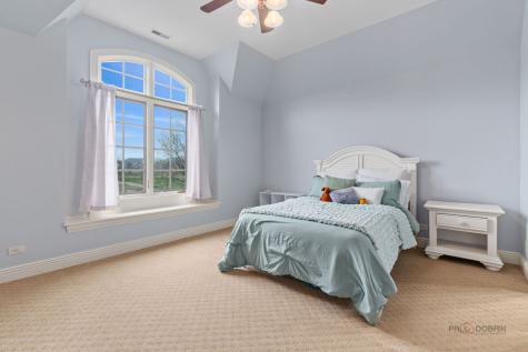 37W209 Deer Pond Court St. Charles IL 60175