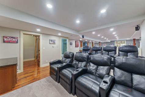 37W209 Deer Pond Court St. Charles IL 60175