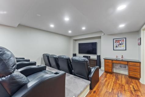 37W209 Deer Pond Court St. Charles IL 60175