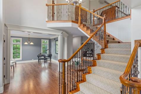 37W209 Deer Pond Court St. Charles IL 60175
