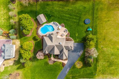 37W209 Deer Pond Court St. Charles IL 60175