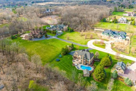 37W209 Deer Pond Court St. Charles IL 60175