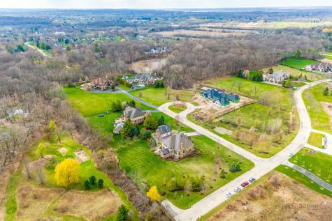 37W209 Deer Pond Court St. Charles IL 60175