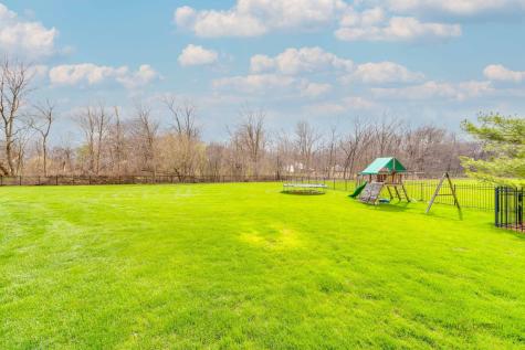 37W209 Deer Pond Court St. Charles IL 60175