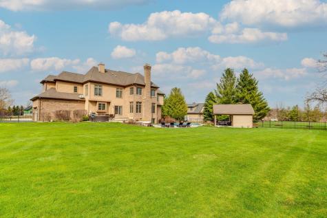 37W209 Deer Pond Court St. Charles IL 60175