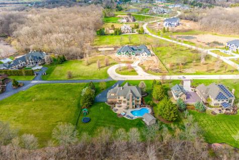 37W209 Deer Pond Court St. Charles IL 60175