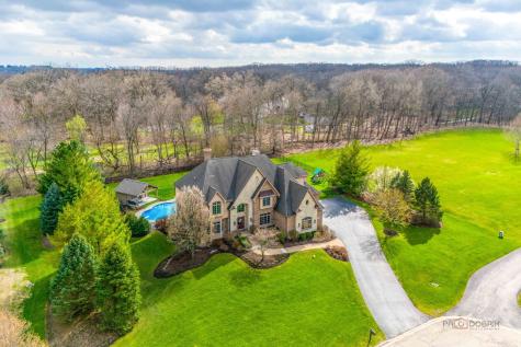 37W209 Deer Pond Court St. Charles IL 60175