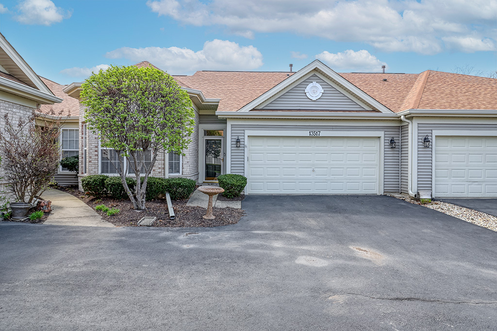 13517 South Buckthorn Lane Plainfield IL 60544