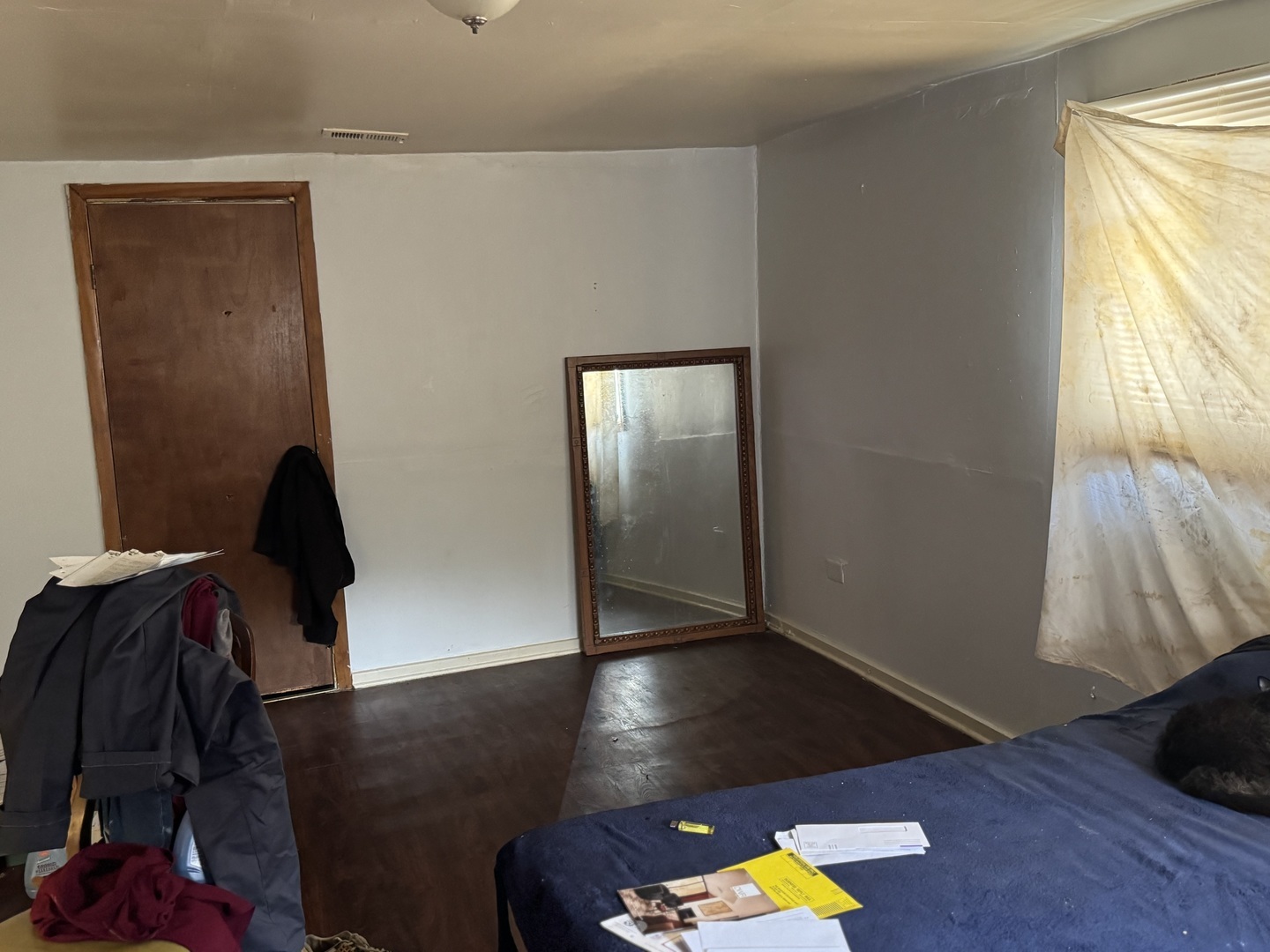 9713 South Van Vlissingen Road Chicago IL 60617