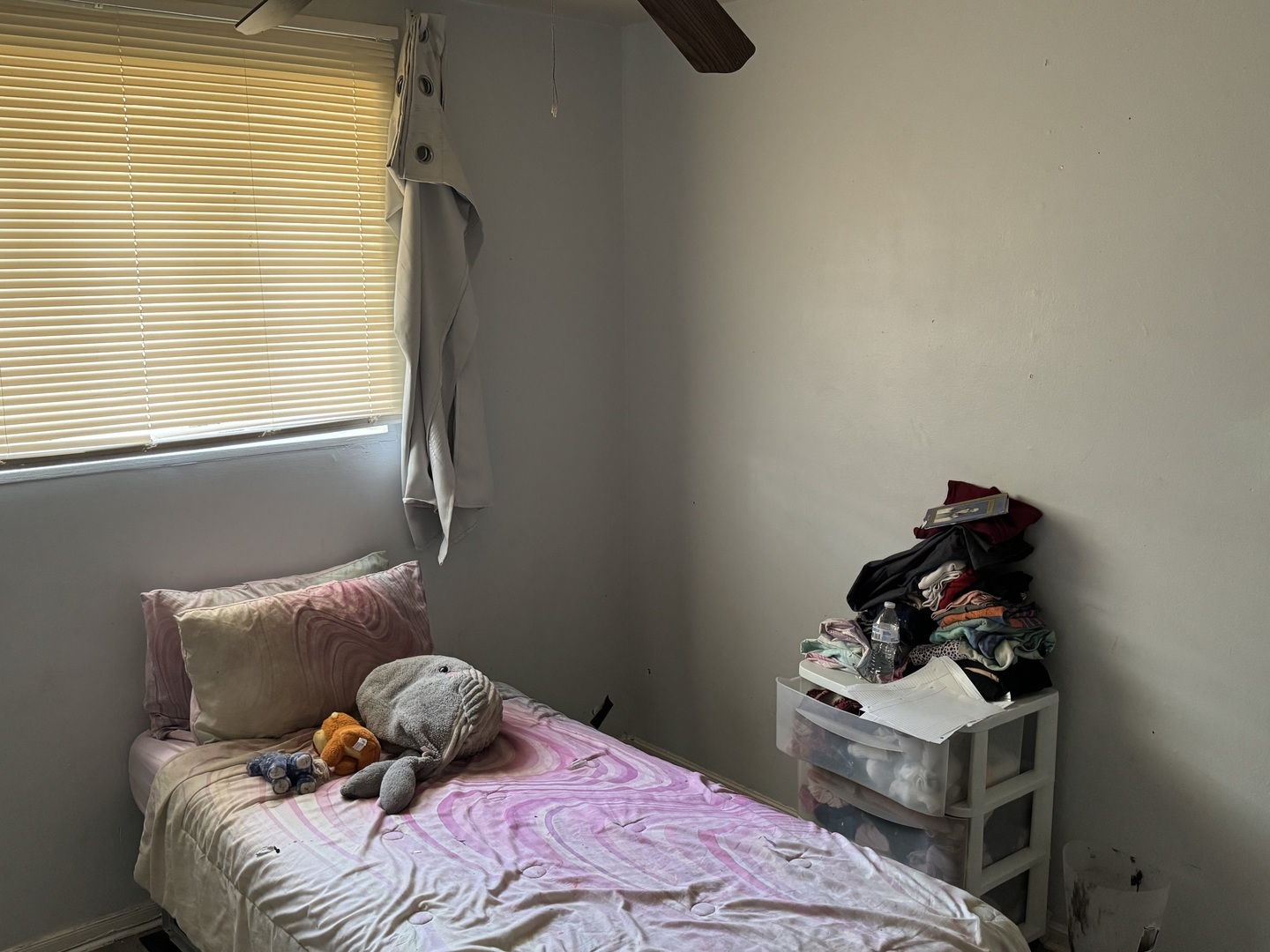 9713 South Van Vlissingen Road Chicago IL 60617